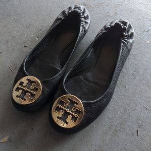 Tory Burch Minnie black leather flats